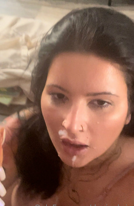 devinebria Nackt auf OnlyFans