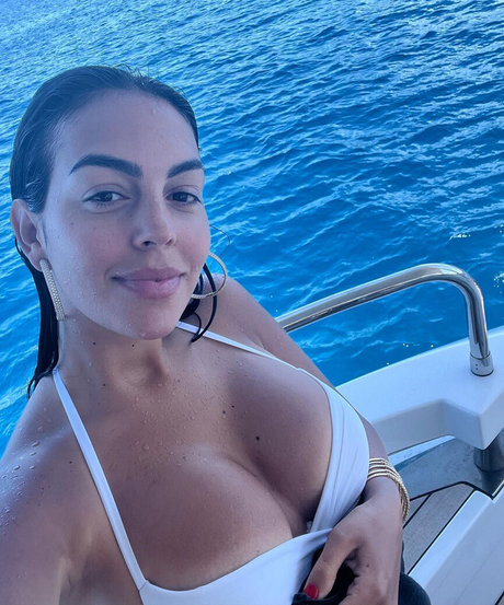 Georgina Rodriguez Nacktbilder von OnlyFans geleakt