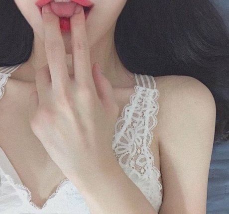 lolbratnyeo Nacktbilder OnlyFans