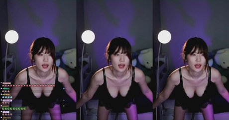 yule__0 03 Nacktbilder von OnlyFans geleakt