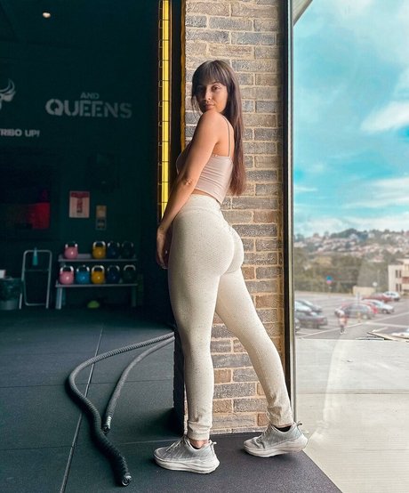 Anaisableal Neue geleakte OnlyFans-Inhalte