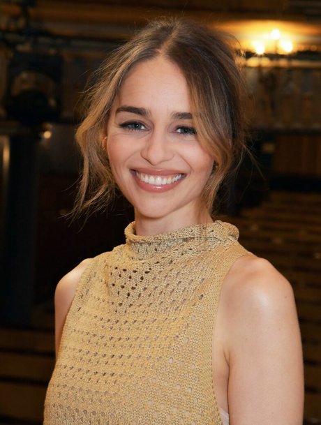 Emilia Clarke OnlyFans Bilder