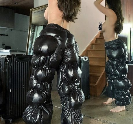 Bianca Censori OnlyFans-Inhalte