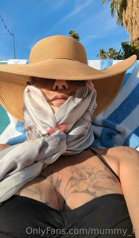 mummy k OnlyFans Bilder