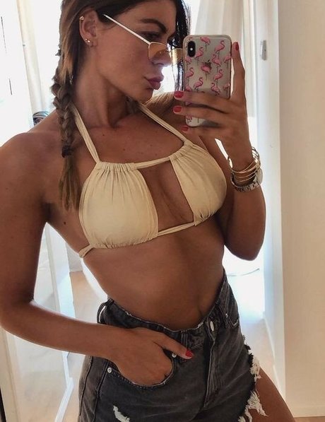 Jolanda De Rienzo Nacktbilder-Leaks von OnlyFans