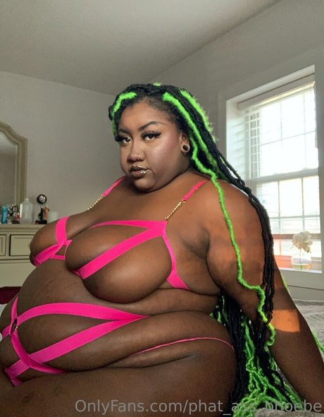 phat ass phoebe Leaked OnlyFans Bilder