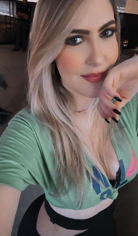 Natacha Fanganiello OnlyFans Lesbisch