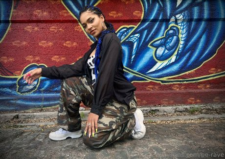 be rave OnlyFans Pornografie gratis