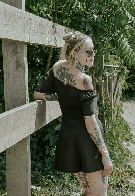 marrllaa OnlyFans-Post