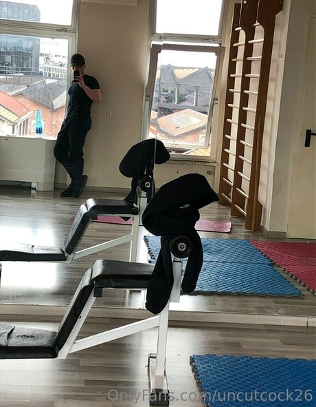 uncutcock26 OnlyFans Sex