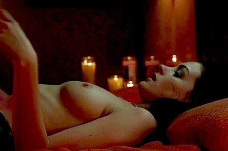 Anne Hathaway OnlyFans-Leak