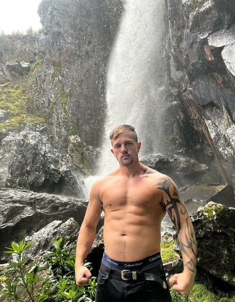 fxxkingexplorers Unzensiert OnlyFans