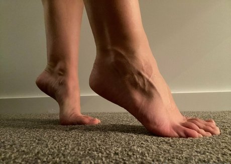 barefootlibran OnlyFans Fotos