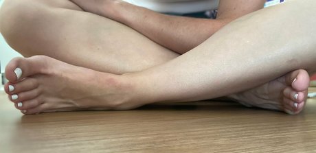 barefootlibran OnlyFans Leak