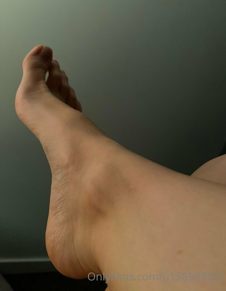 barefootlibran OnlyFans XXX