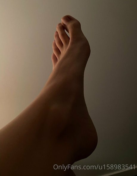 barefootlibran OnlyFans Inhalte