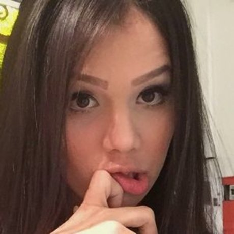 Victoria Helena OnlyFans Arsch Leak