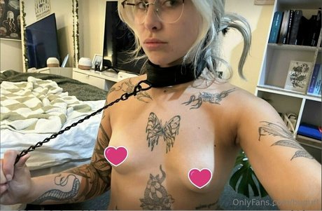 bugurl Nackt auf OnlyFans