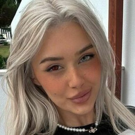 gwendolynceline Nackt auf OnlyFans Leaks