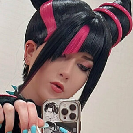 akemiislewd OnlyFans Nacktbilder geleakt