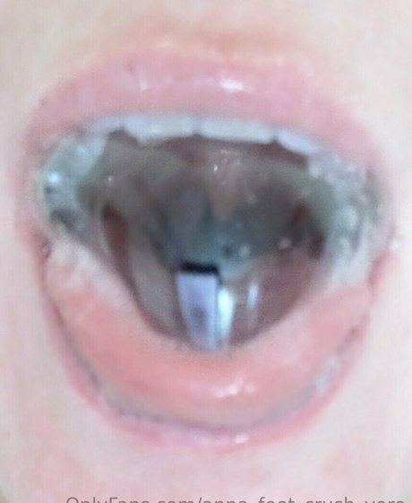 anna feet crush vore OnlyFans Joi