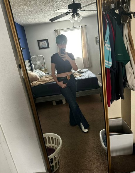 midnight sky80085 OnlyFans Nacktbilder