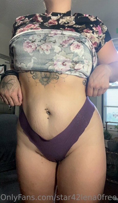 star42lena0free Leaks von Nacktbildern auf OnlyFans
