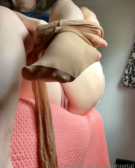 nylonpetal OnlyFans Leaks Nacktbilder