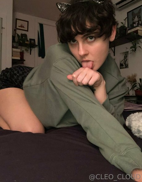 king leo cloud NurlyFans-Pornos