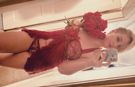 Harmony By Day Nacktbilder auf OnlyFans