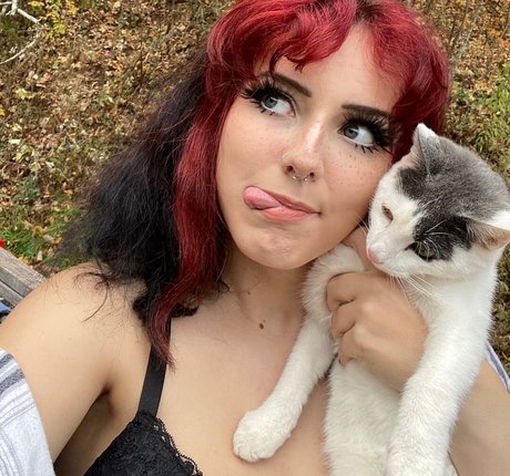 serendipitoussav OnlyFans geleakt