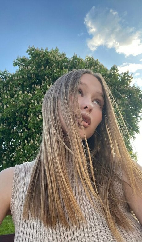 bellllaatop Füße OnlyFans