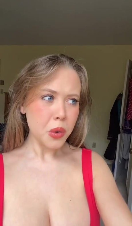 Emily Kyte OnlyFans-Pornos