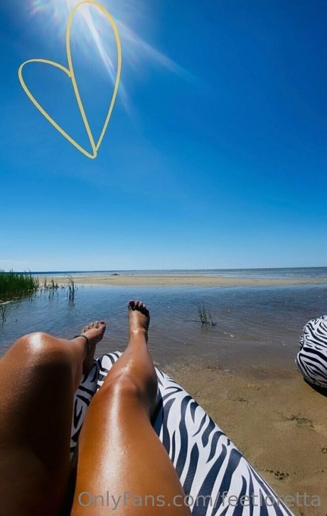 feetloretta Nacktbilder OnlyFans Geleakt