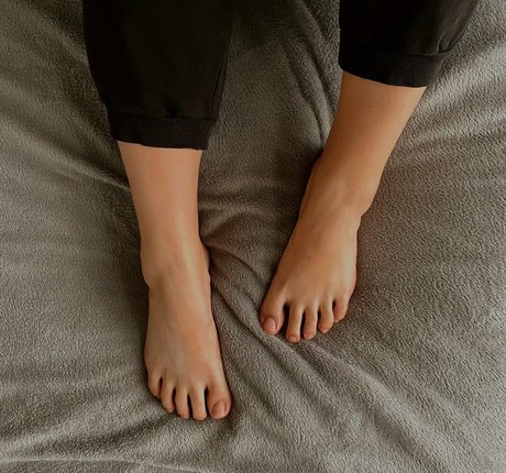 feetloretta OnlyFans Fotos