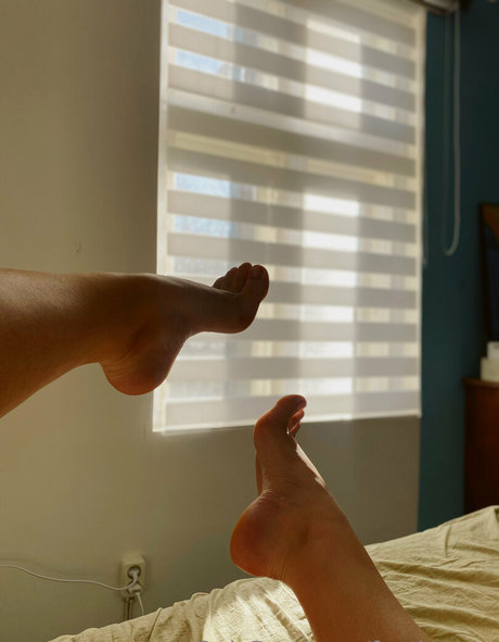 feetloretta OnlyFans Bilder