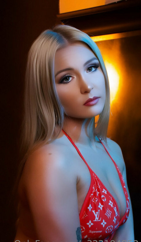 school girllexi Nacktbilder von OnlyFans