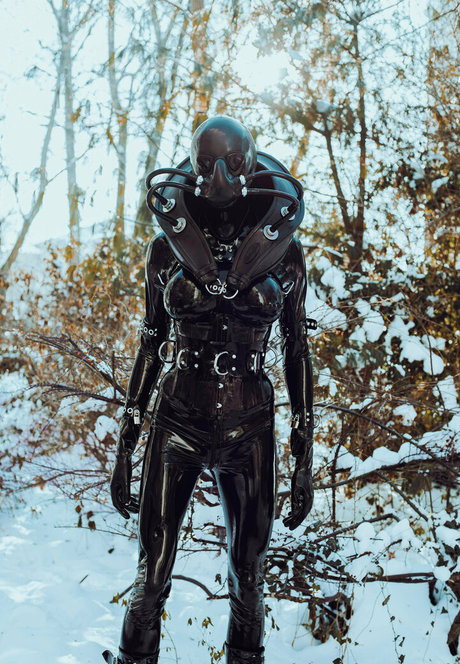 rubbobject doll OnlyFans Sex