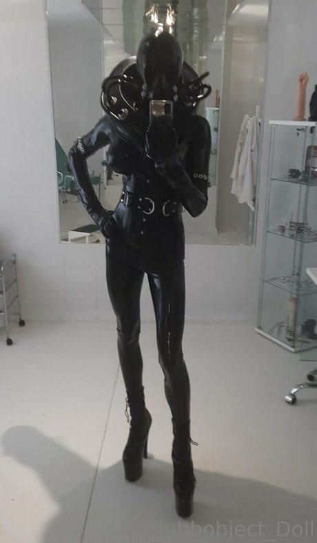 rubbobject doll Strip OnlyFans