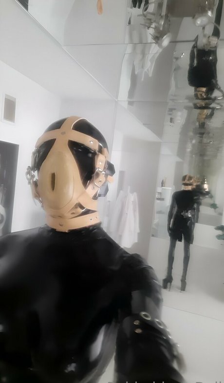 rubbobject doll Porn OnlyFans Leaks