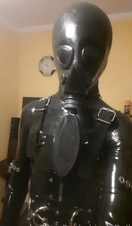 rubbobject doll Leak von OnlyFans-Inhalten