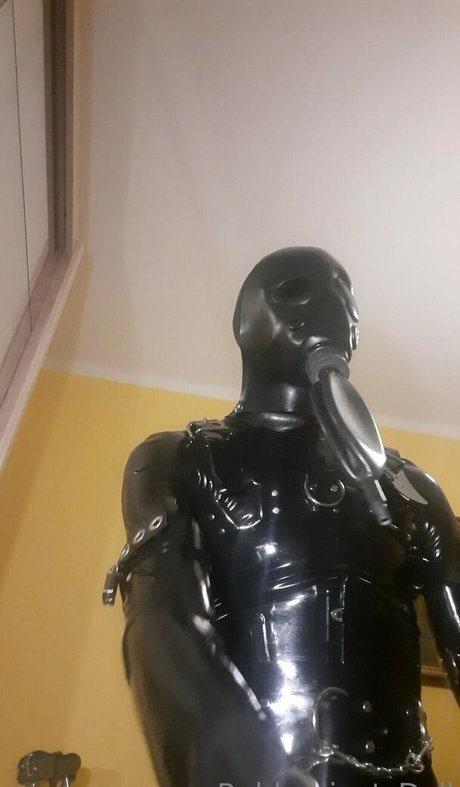 rubbobject doll Nacktbilder OnlyFans