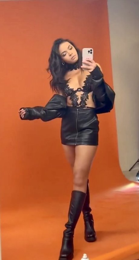 Vanessa Bauer NurlyFans-Pornos