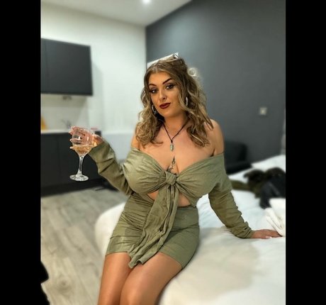 Char MacXOX OnlyFans nackt