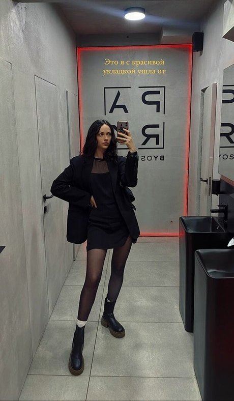 katya mozhina OnlyFans gratis