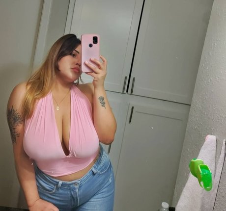 Wendymilkies Titten OnlyFans