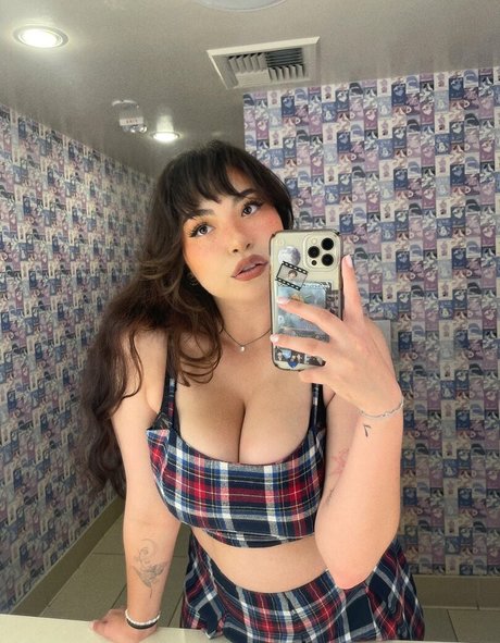 Jazziiraw Nackt auf OnlyFans