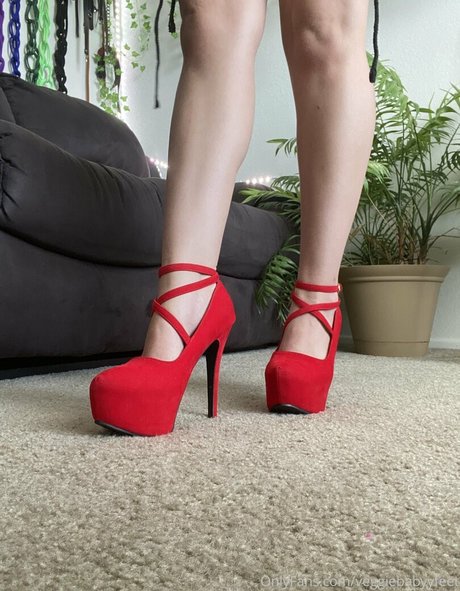 veggiebabyyclips Nacktpornos von OnlyFans geleakt