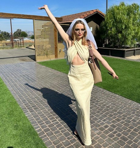 Joey King OnlyFans Nacktbilder geleakt