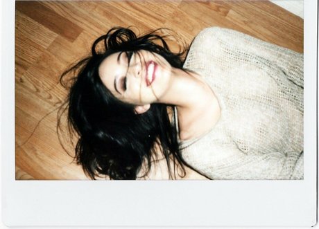 Christian Serratos Neue geleakte OnlyFans-Inhalte